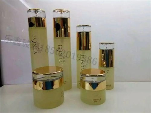 广州市乐鑫玻璃制品厂 优质化妆品瓶子供应商，匠心打造多样化玻璃包装