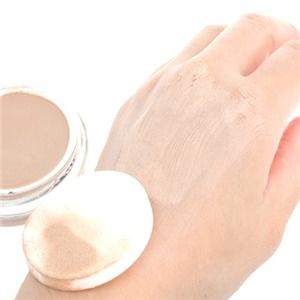 神彩化妆品 以视觉美学引领店铺装修新风尚